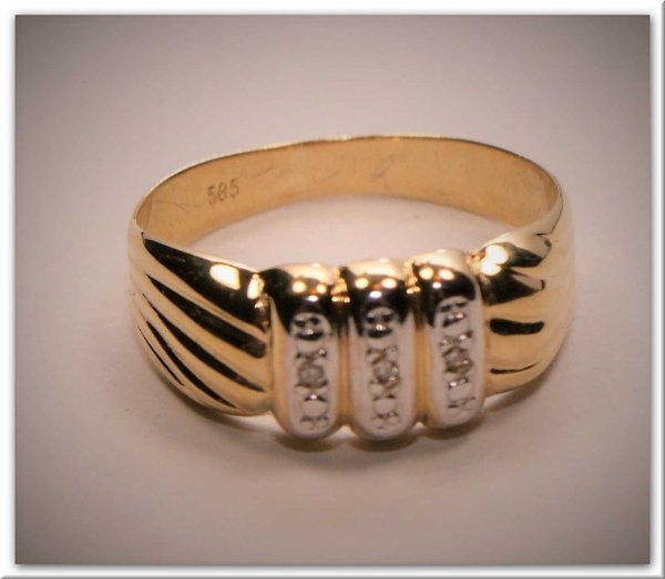 Ring, Gold 585 mit Diamant