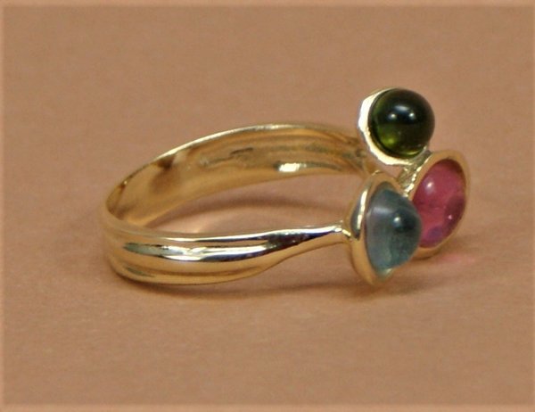 Ring, Turmalin, dreifarbig GG 585