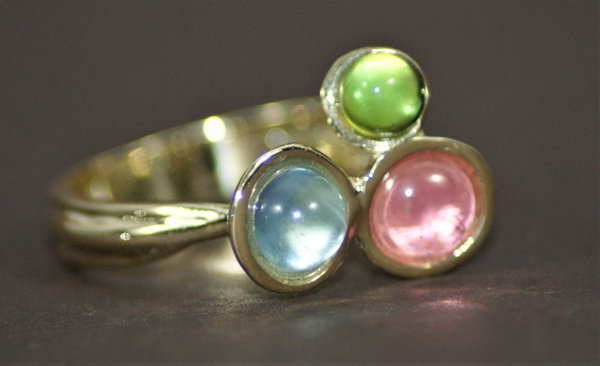 Ring, Turmalin, dreifarbig GG 585