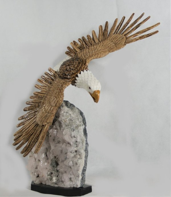 Adler Aragonit auf Calcitdruse