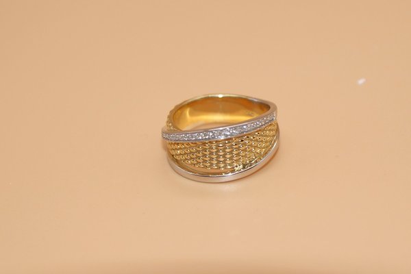 Ring Gelbgold Weißgold  375 mit Brillanten 0,147 ct w/si