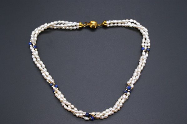 Halskette, Süßwasser- und Lapisperlen, 3 mm, dreifach gedreht, Schließe Metall vergoldet, Länge 41